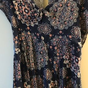 Well isn’t this fun! Skater dress, gorgeous!